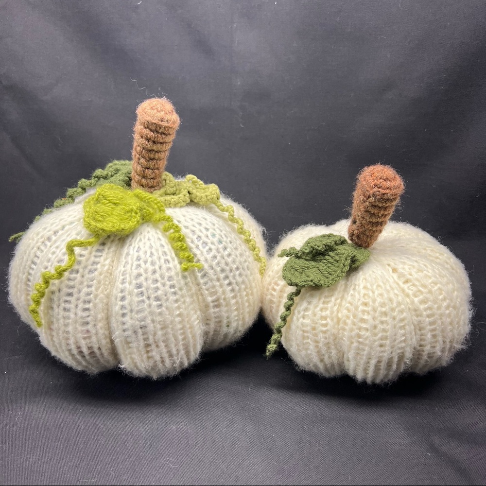 PUMPKIN (knitted)